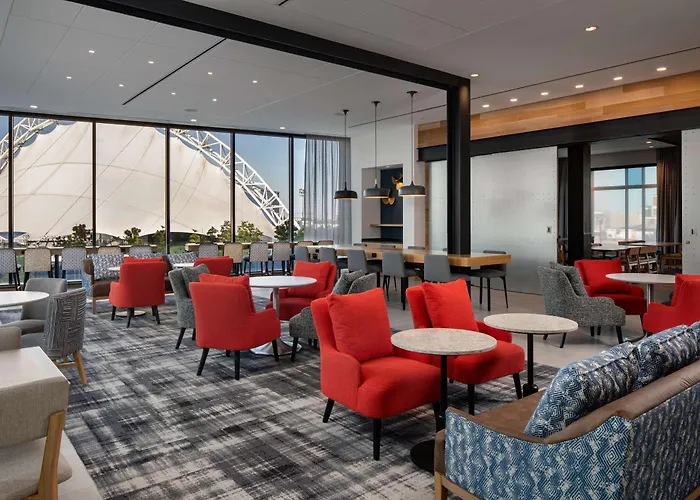 Hyatt Place Boston/Seaport District
